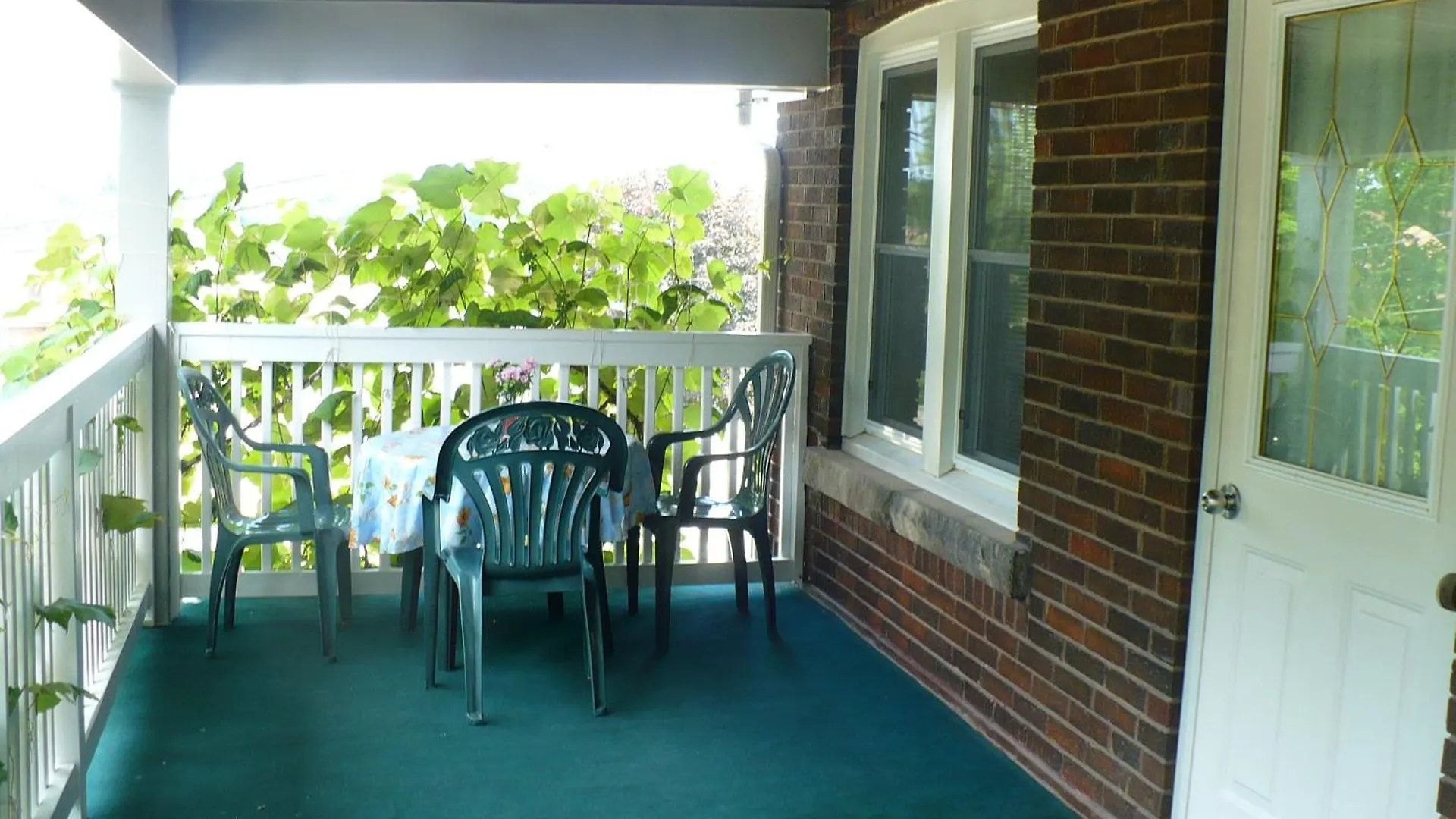 ***  Rainbow Bed & Breakfast Niagara Falls Canada