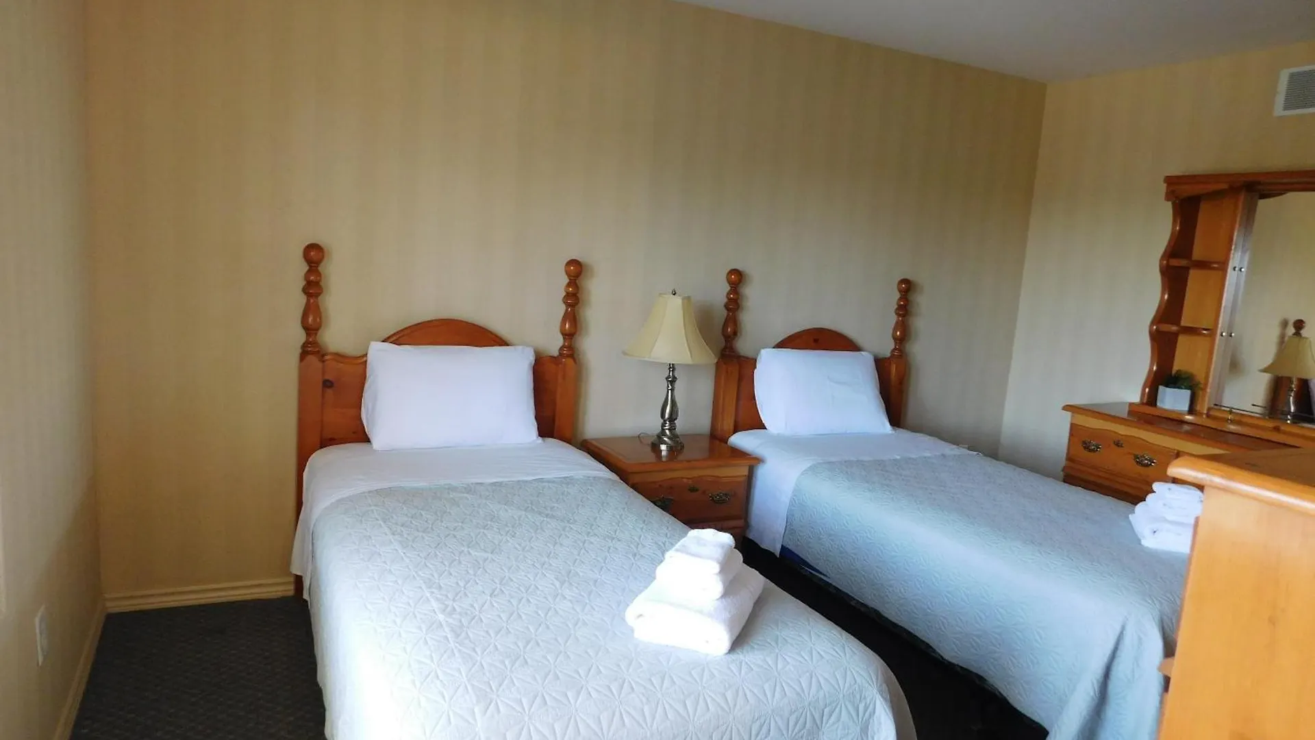 Rainbow Bed & Breakfast Niagara Falls Canada