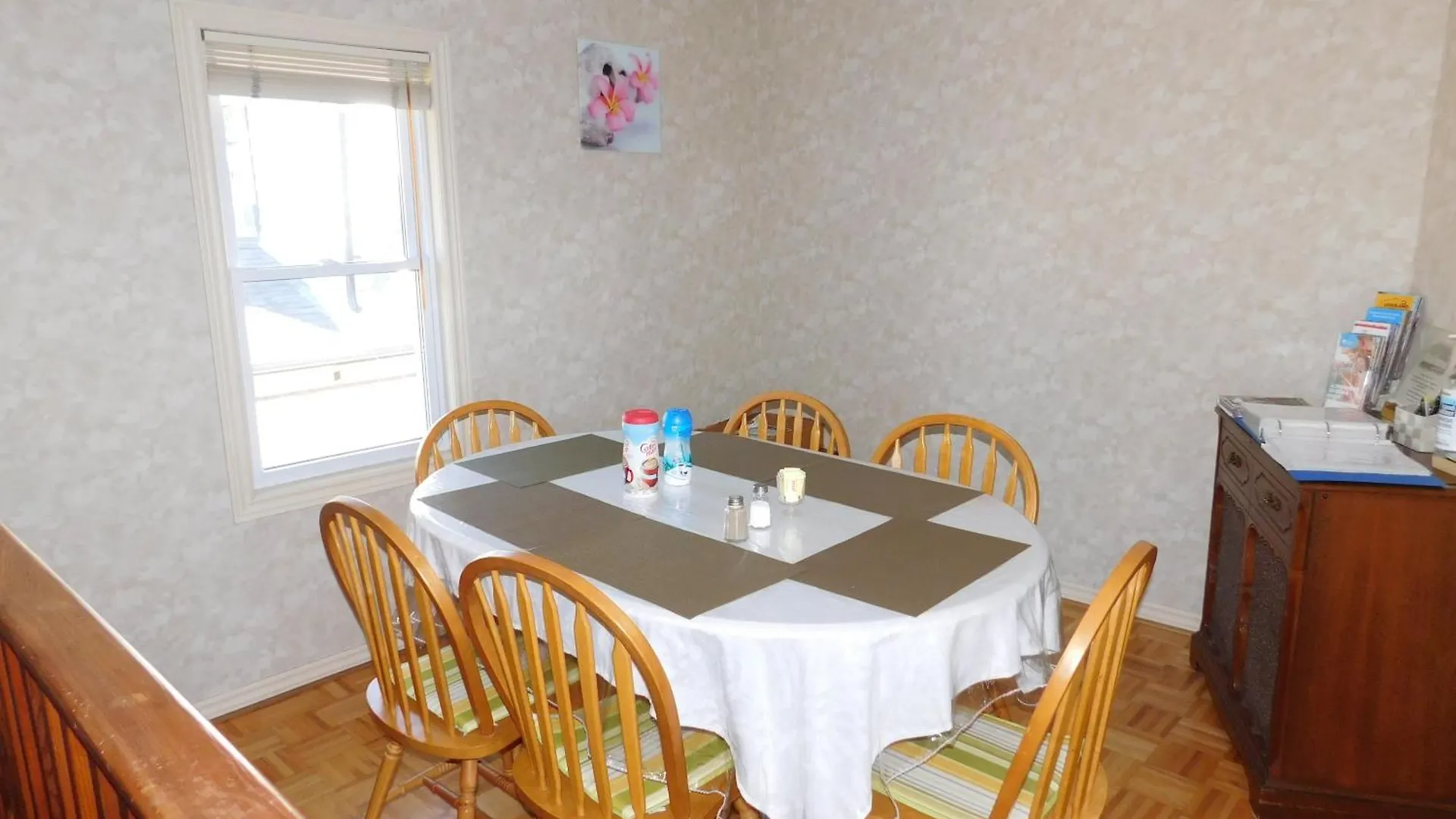 Rainbow Bed & Breakfast Niagara Falls